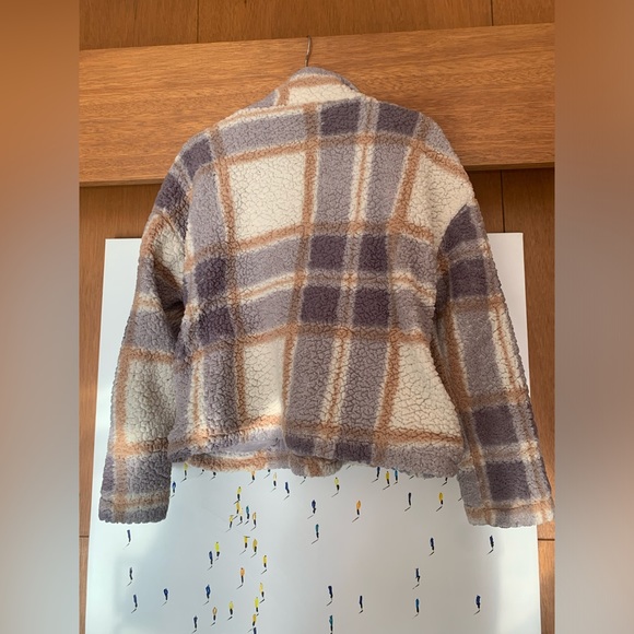 Teddy Jacket - Picture 3 of 3